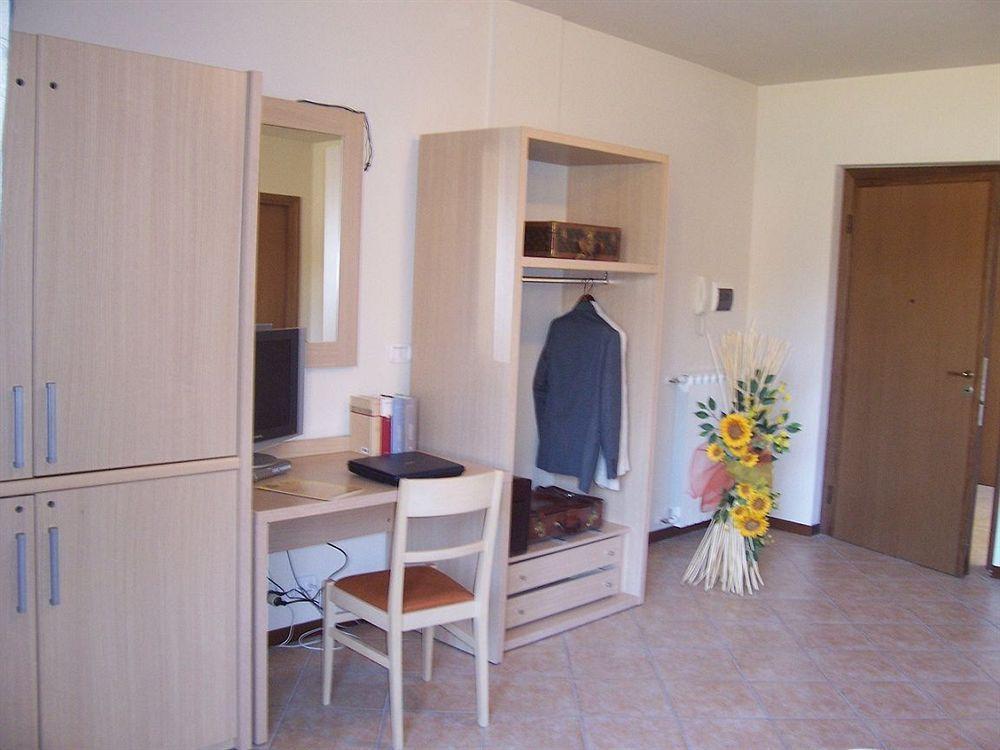 Villa Giovanna Somma Lombardo Extérieur photo